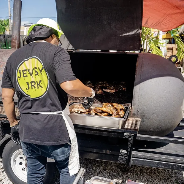 Caribbean BBQ Pitmaster – photo 7